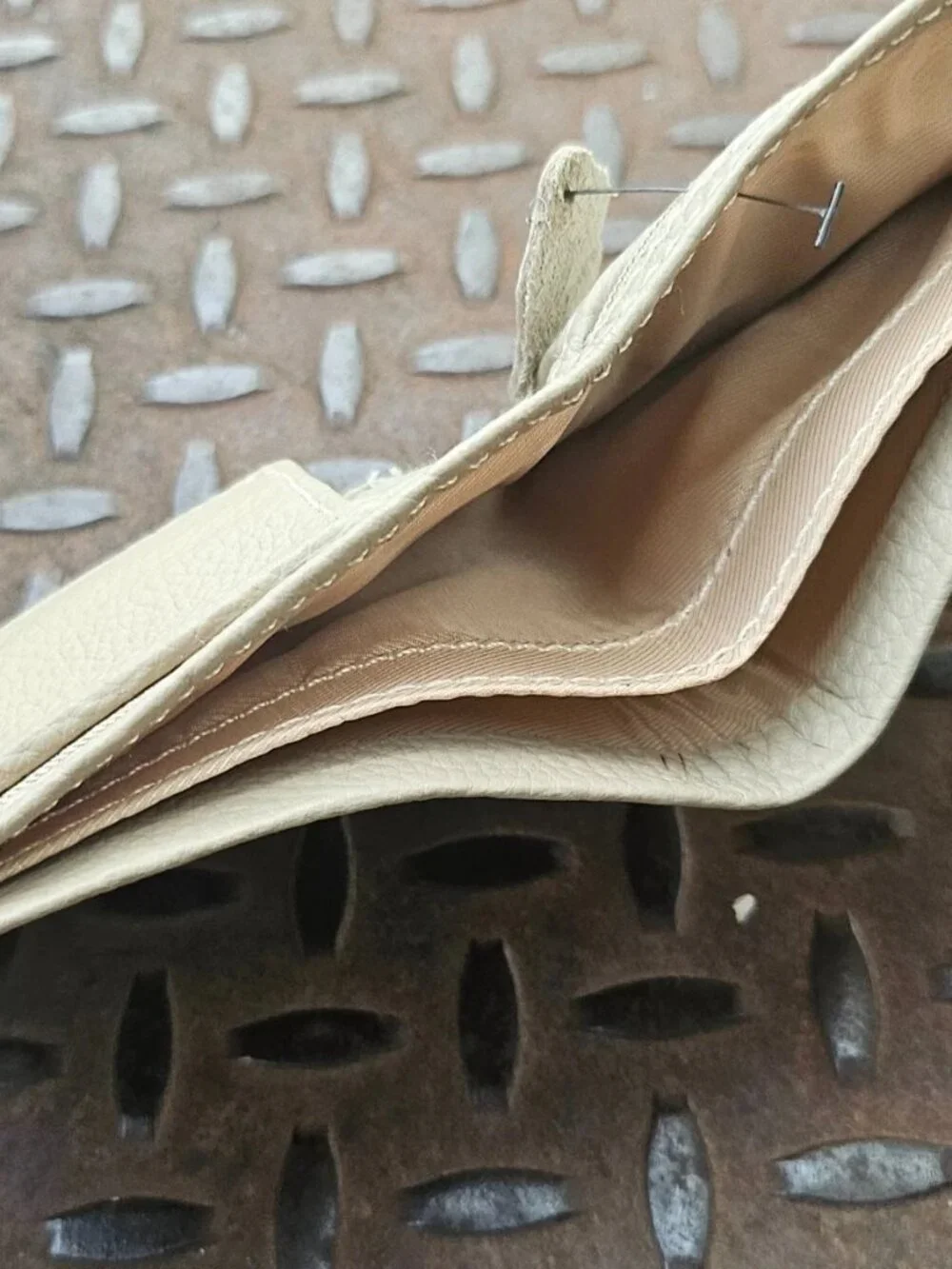 Handmade Billfold Wallet Beige Genuine Leather Bifold Card Holder Purse New